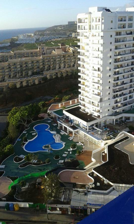 Adeje300, Playa Paraíso Exterior foto