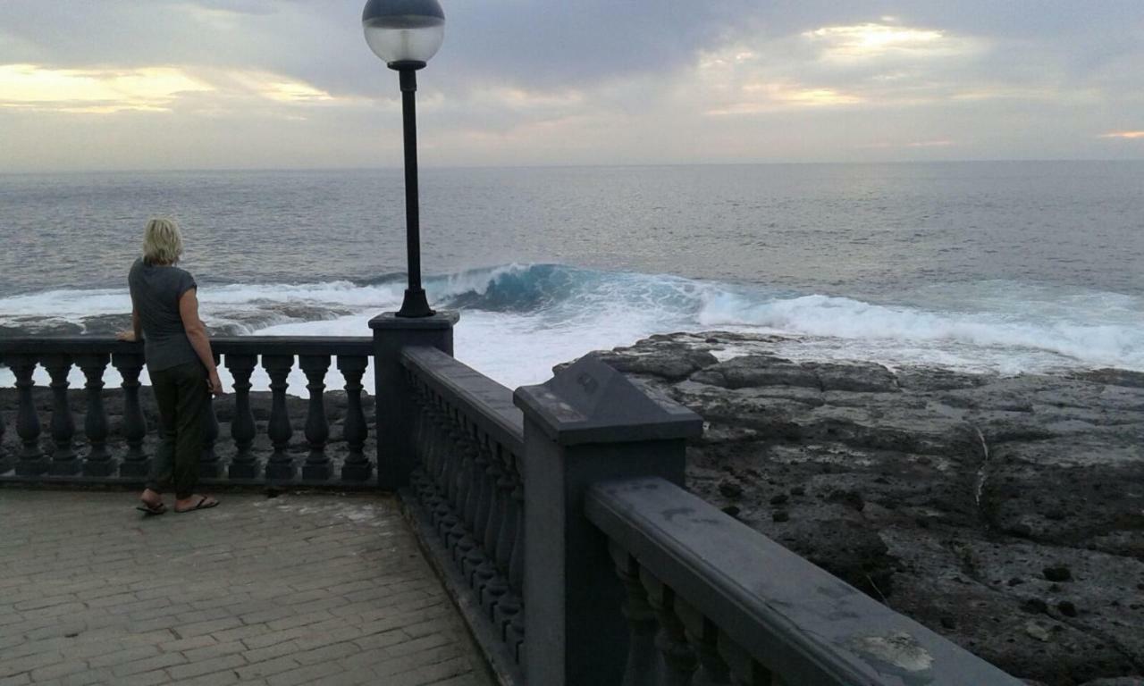 Adeje300, Playa Paraíso Exterior foto